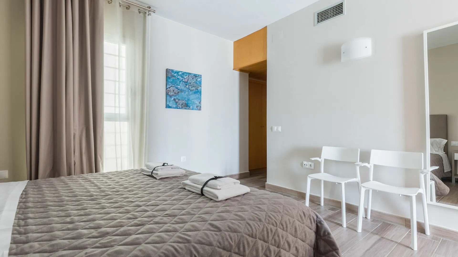 Flateli 430 Bcn 0*, Barcelona Spain